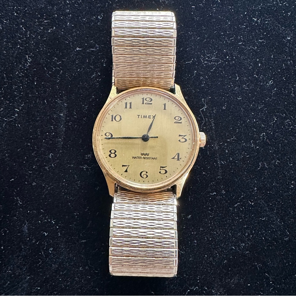 Vintage Timex Mechanical Gold Watch with Ribbed Strap